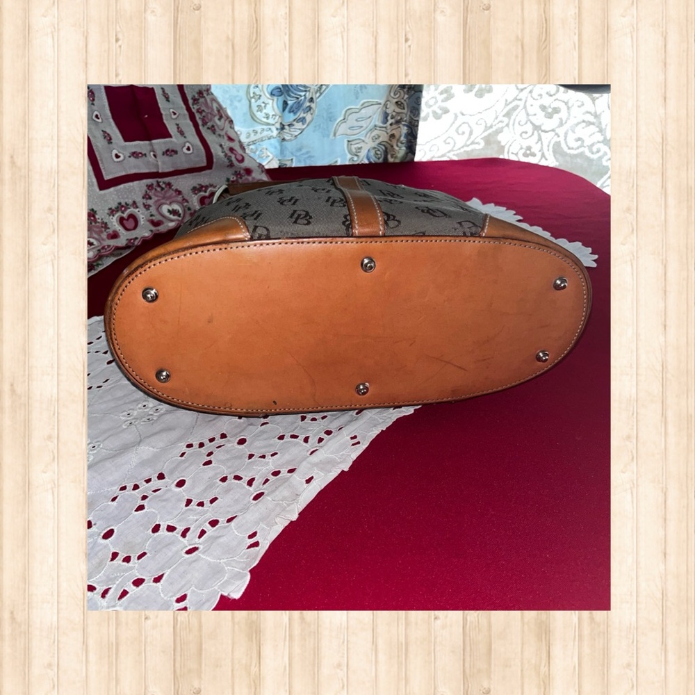 Dooney & Bourke Sugnature Shoulder Bag - Picture 5 of 9